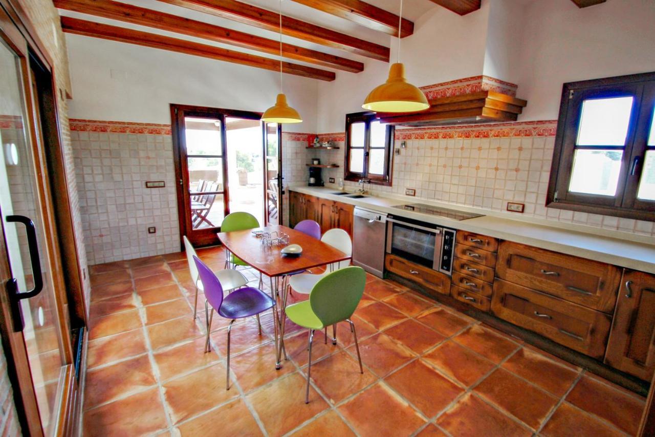 Argudo - Private Pool In *