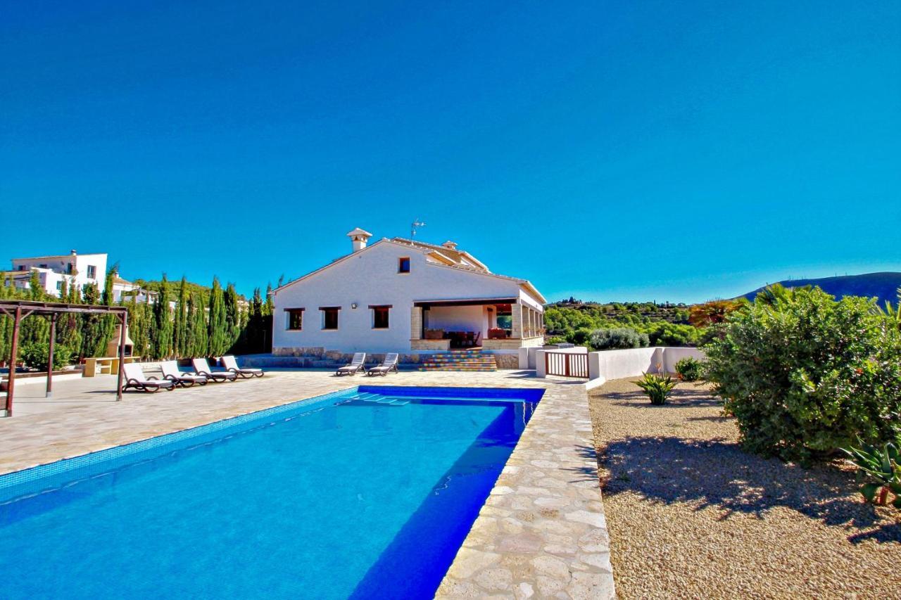 Argudo - Private Pool In Villa Moraira